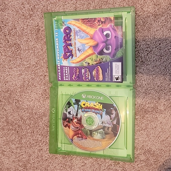 Crash Bandicoot (Xbox One/Series X) CIB - Picture 2 of 2